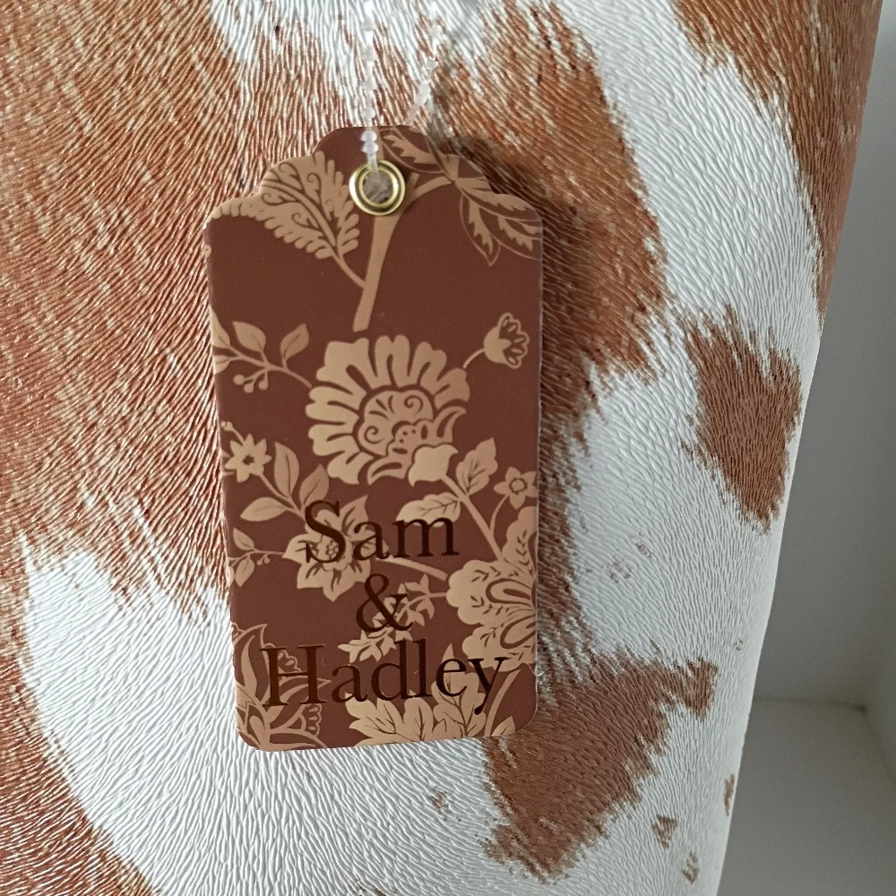 Sam & Hadley Women’s Light Brown & White Cowhide Pattern Tote wTurquoise Accents - Picture 5 of 10